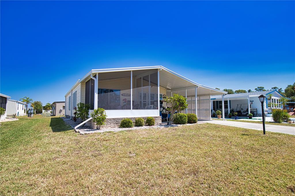 LA CASA MHP CO-OP - фото