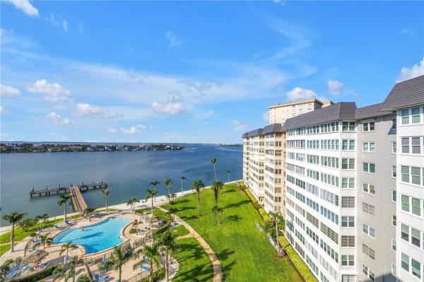 BAYWAY ISLES POINT BRITTANY TWO