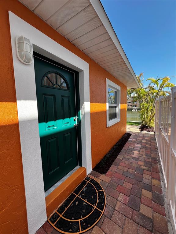 GAY SHORES - фото