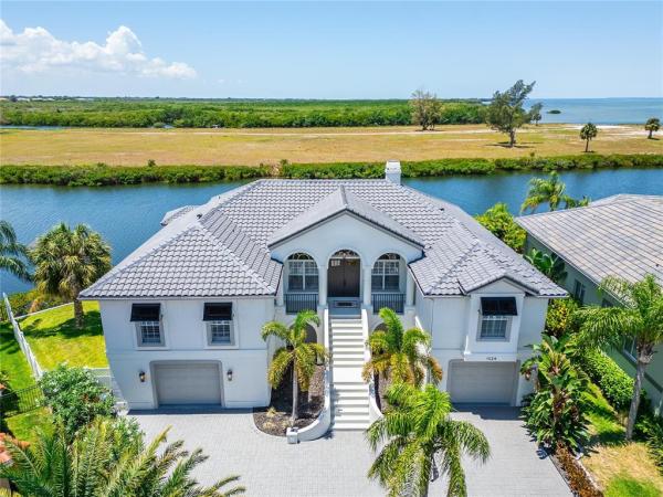 SYMPHONY ISLES UNIT TWO