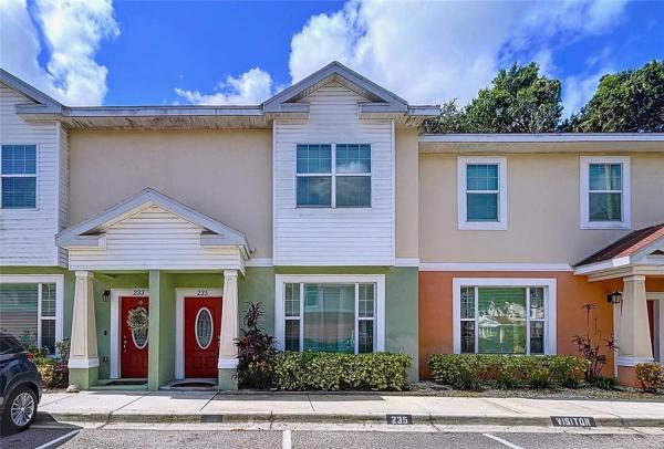 ALEXANDER WOODS TWNHMS