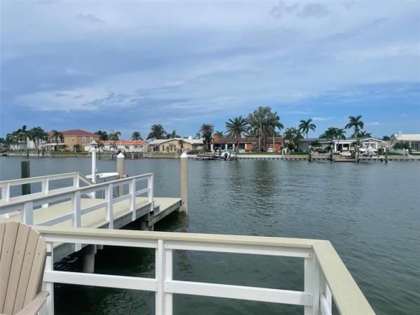 BOCA CIEGA POINT EAST
