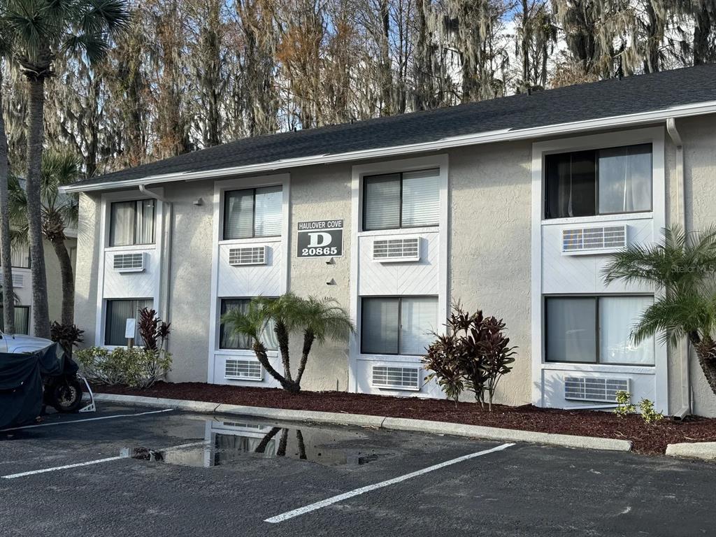 PARADISE LAKES RESORT CONDO - фото