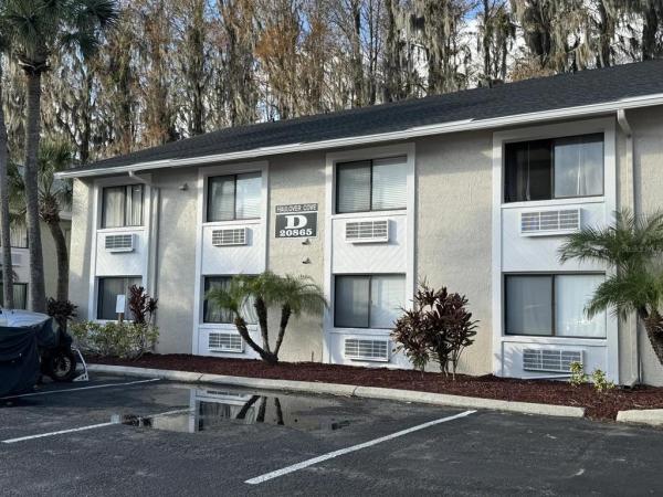 PARADISE LAKES RESORT CONDO