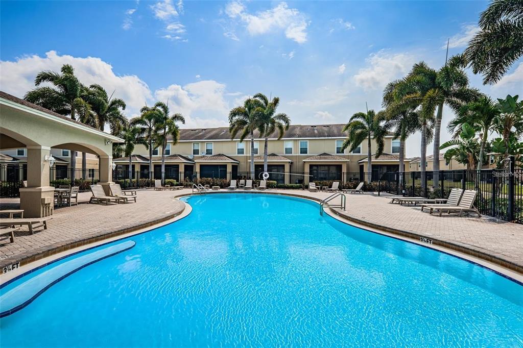 SAWGRASS VILLAGE - фото