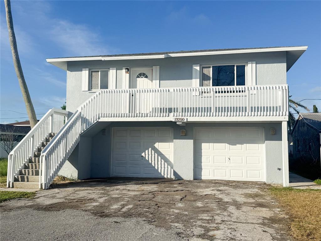 PAGES REP OF MITCHELLS BEACH - фото