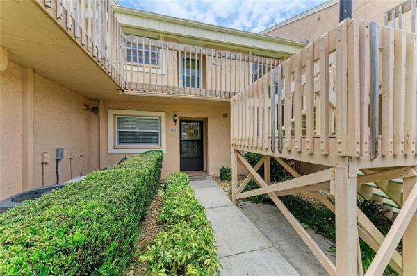 PEBBLE SPGS CLUSTER 4