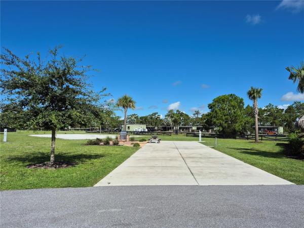 RESORT AT CANOPY OAKS