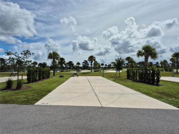 RESORT AT CANOPY OAKS