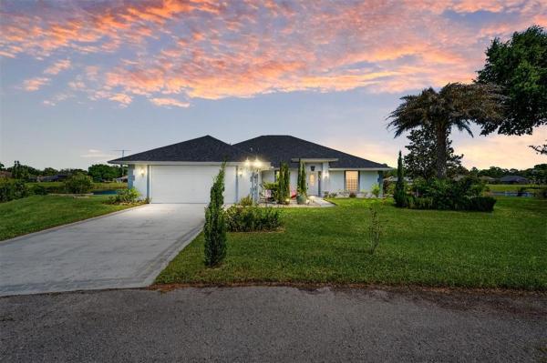 FAIRWAYS OF ROLLING HILLS