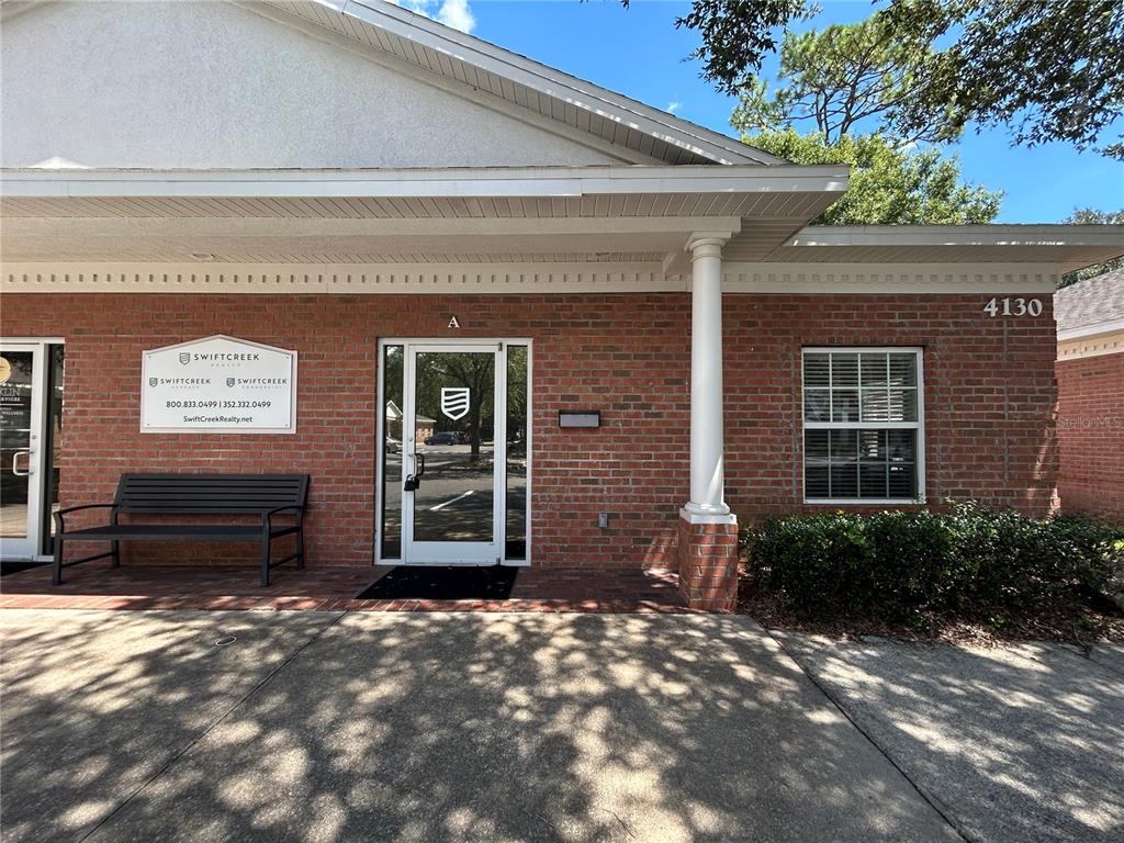 METRO 39 OFFICE PARK CONDO BLDG 2 - фото