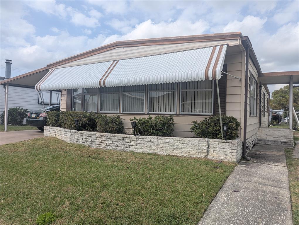 LAKESIDE HILLS ESTATES - фото