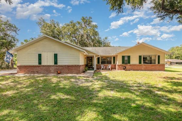 NEW EDEN ON THE LAKES UNIT A