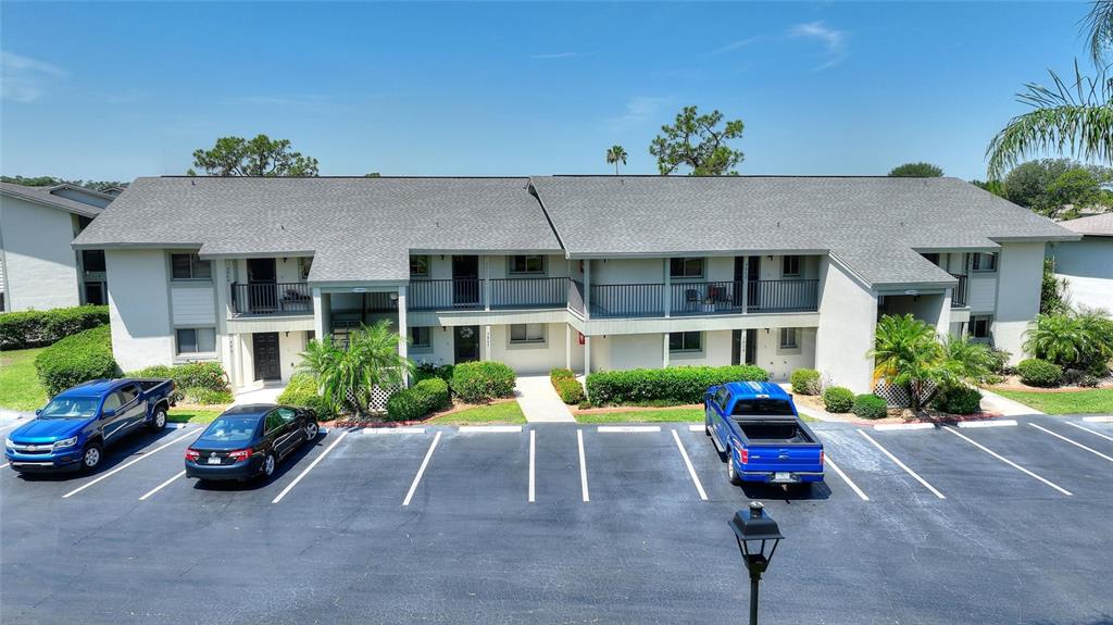 GOLF VILLAGE CONDO - фото