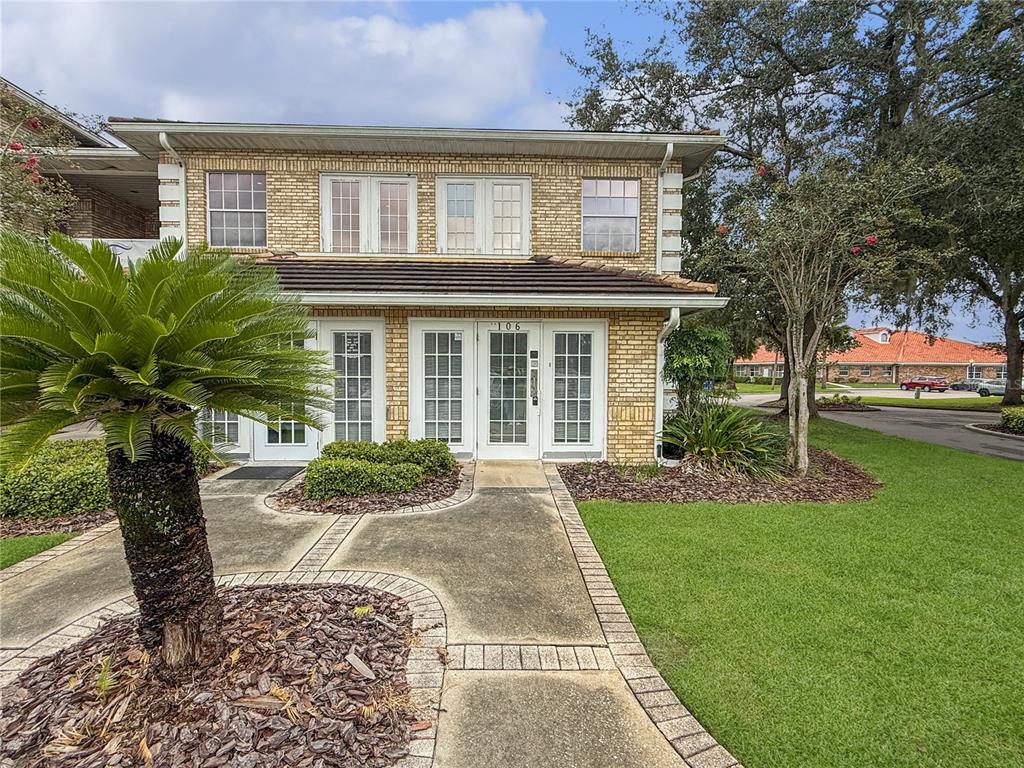 HERITAGE SQUARE 12 OFFICE CONDO - фото