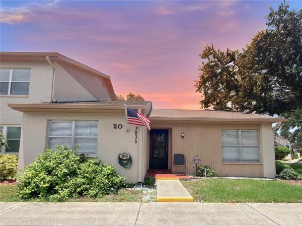 HOLIDAY LAKE VILLAS CONDO