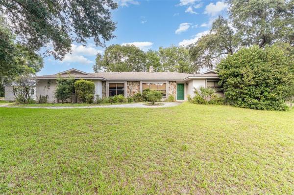 SEVEN LAKES PARK FIRST ADD