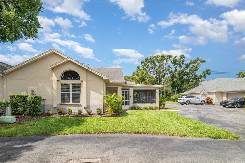 FAIRWAY PALMS A CONDO BLDG 7 UNIT 814 - фото