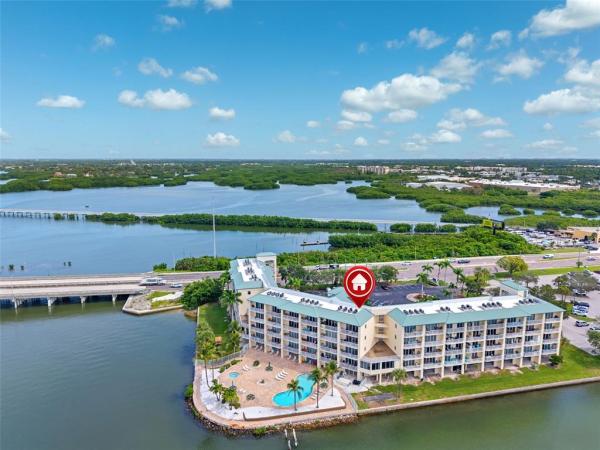 BOCA CIEGA RESORT & MARINA CONDO
