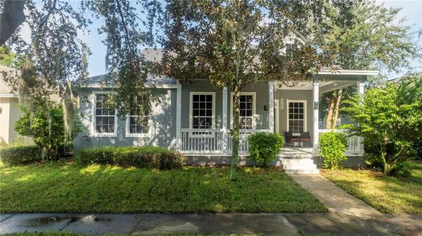 LAKES WINDERMERE PH 01 49 108