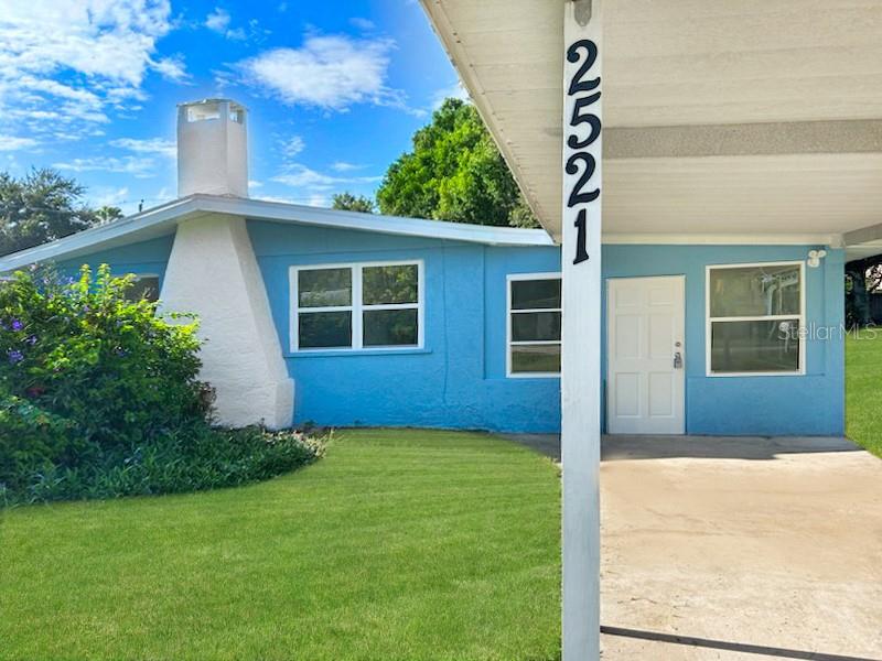 Single Family - фото