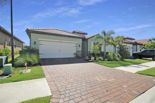 TOSCANA ISLES PH 6 UN 2