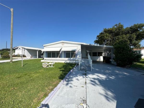 TWIN FOUNTAINS INC A CONDO MHP