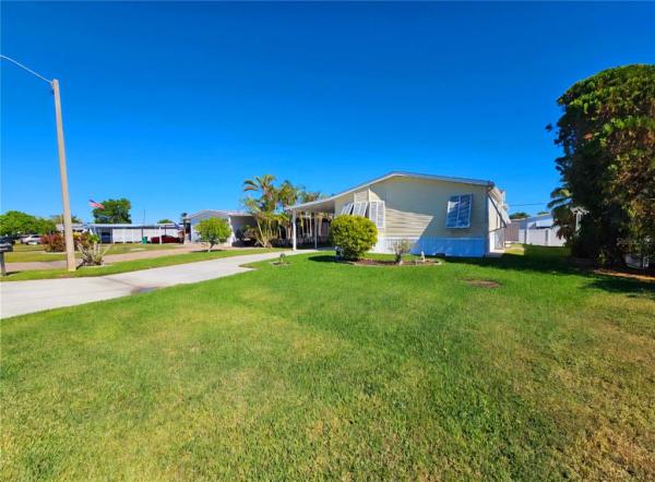 NAPLES MOBILE ESTATE