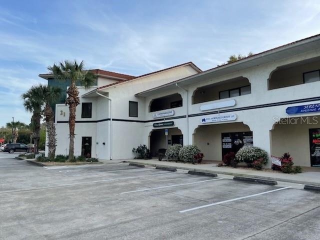 Commercial - фото