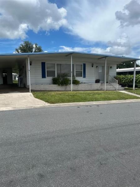 LAKESIDE HILLS ESTATES