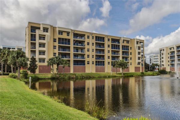 OCEAN WALK CONDO AT NSB - фото