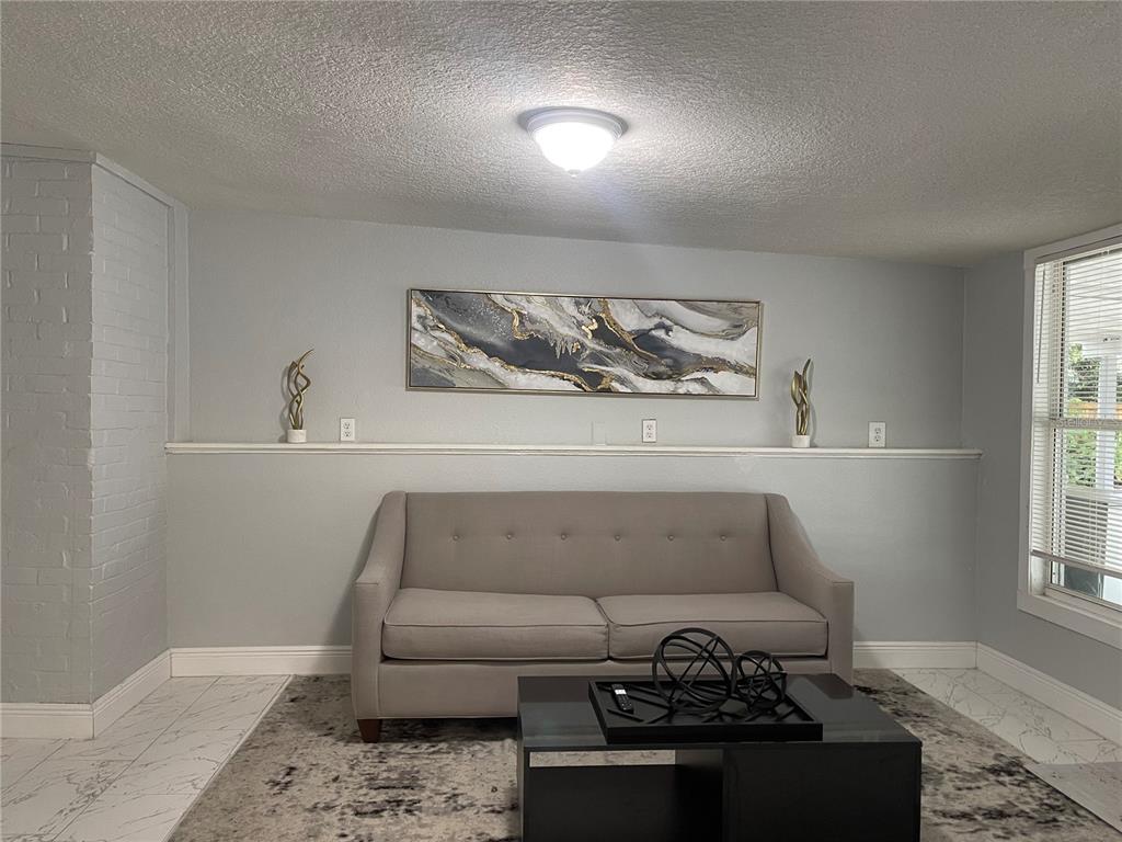 EDGEWATER HEIGHTS H/58 LOT 28 & S 25 FTOF LOTS 29 - фото