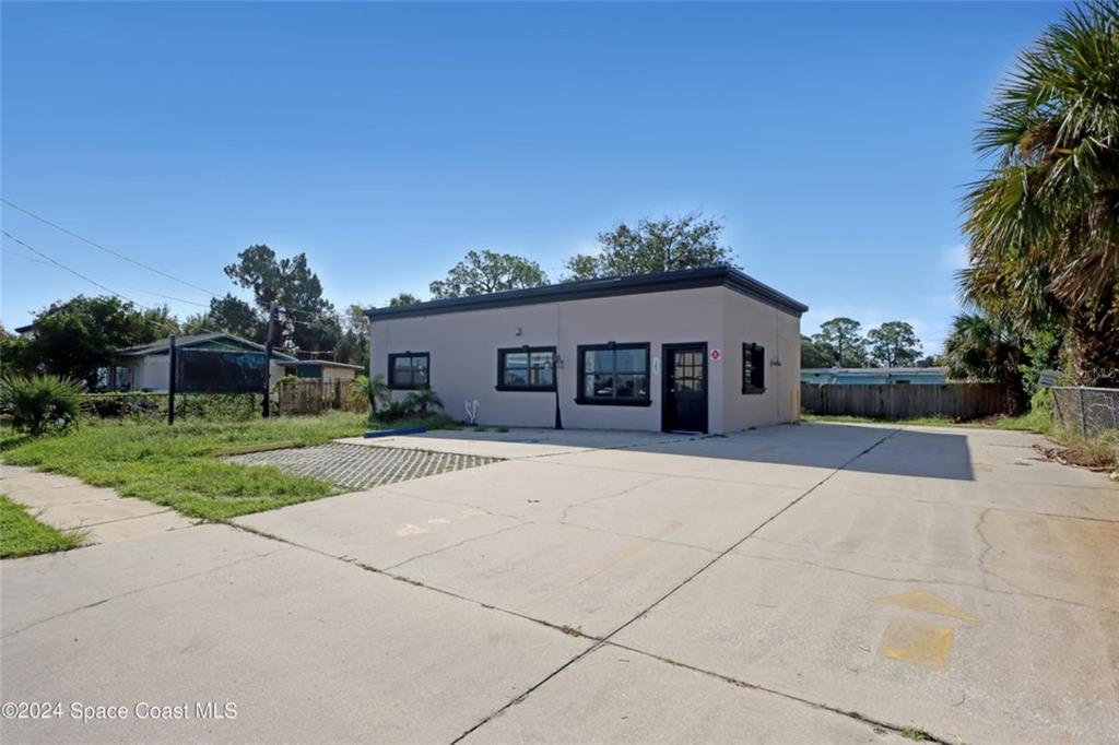 BAYVIEW ESTATES - фото