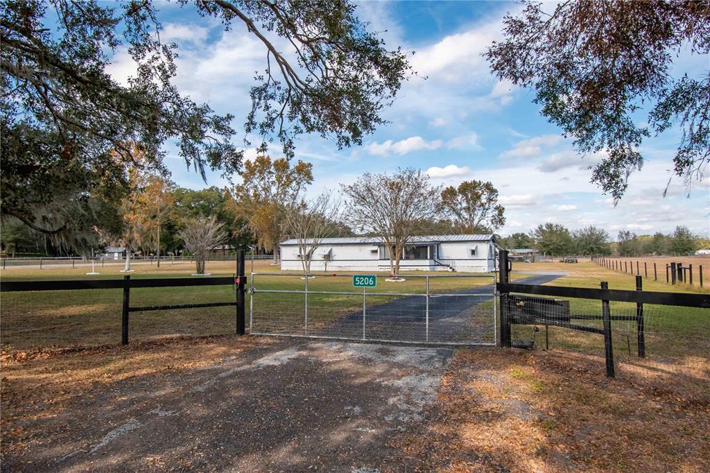 SUMTER GARDENS - фото