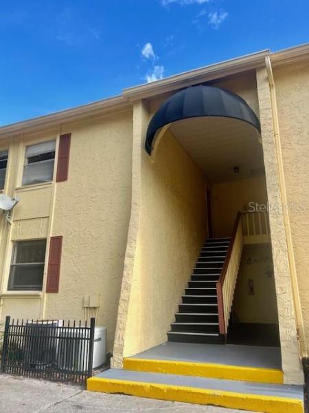 THE GREENS OF TOWNN COUNTRY