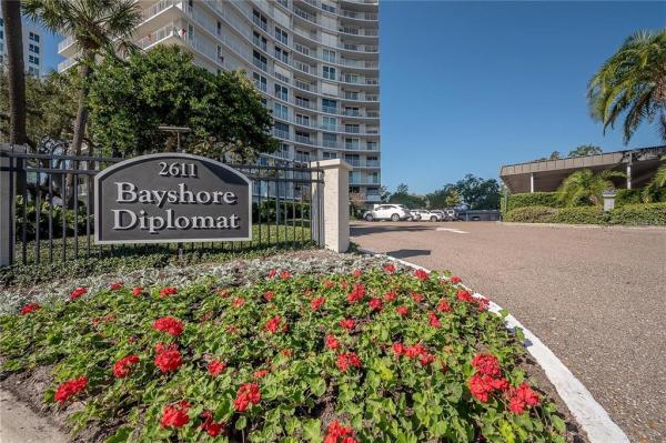 BAYSHORE DIPLOMAT A CONDOMINIU