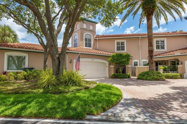 THE LANDINGS, THE VILLAS AT EAGLES POINT