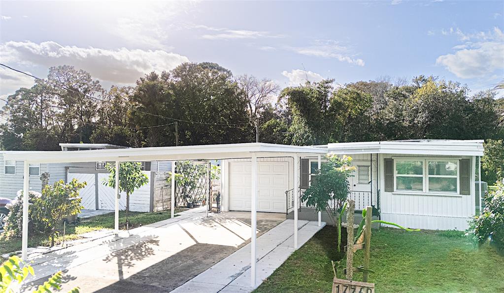 EAST LAKE HARRIS ESTATES - фото