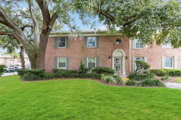 LAKE HOWELL ARMS CONDO