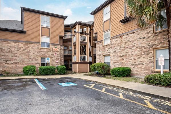 WINDSOR AT SABAL WALK A CONDOMINIUM