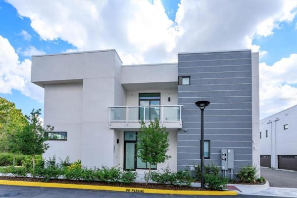 MONDRIAN/WINDER PARK TWNHMS