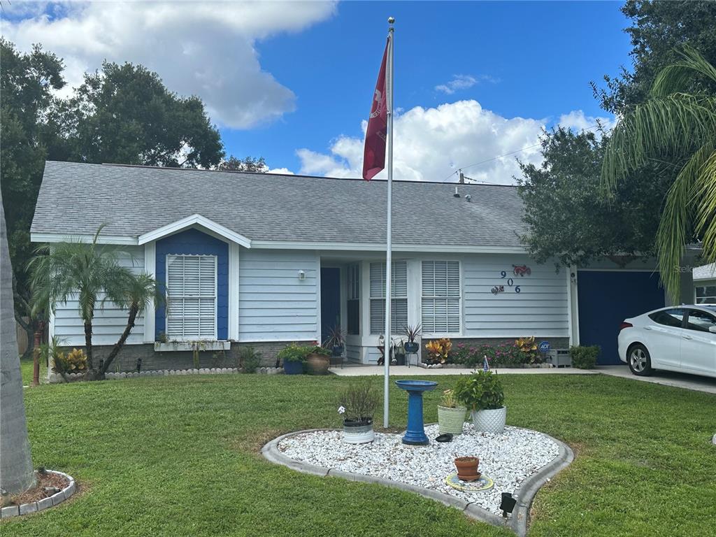 PORT CHARLOTTE SEC 023 - фото