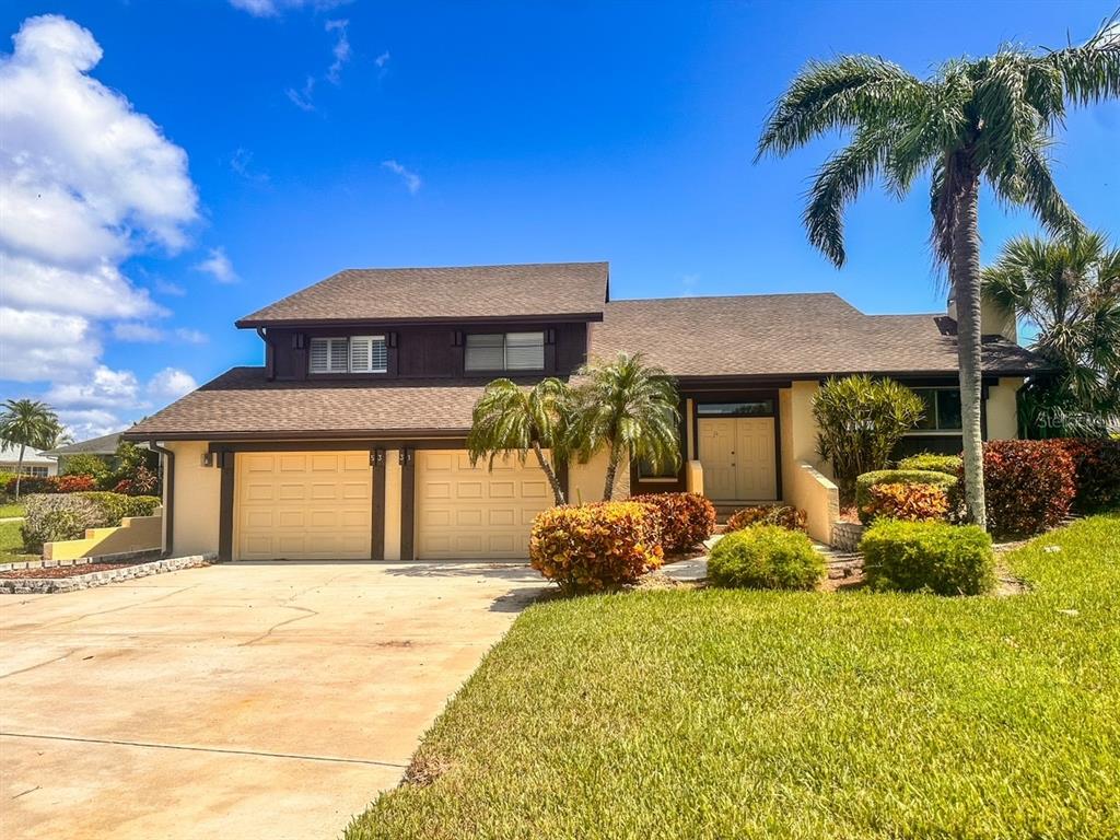 BAY LAKE ESTATES PH II - фото