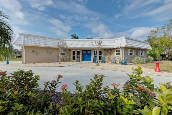 DESOTO LAKES COUNTRY CLUB COLONY 1A REPL