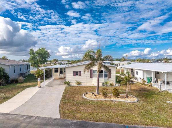 VILLAGE HOLIDAY LAKE