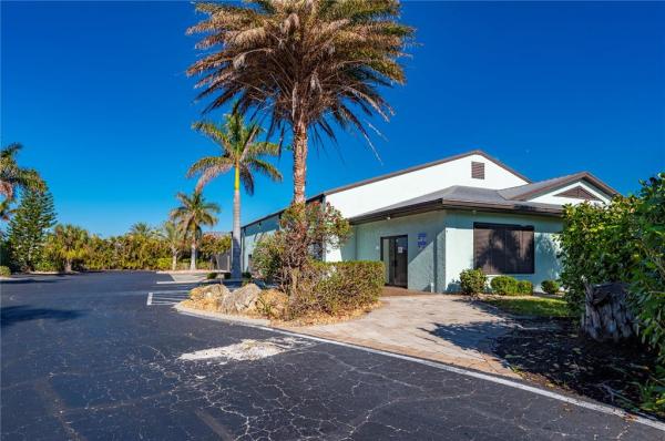 CHARLOTTE COMM CENTER