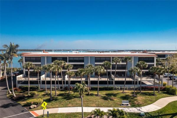 SANDPIPER KEY BLDG 06