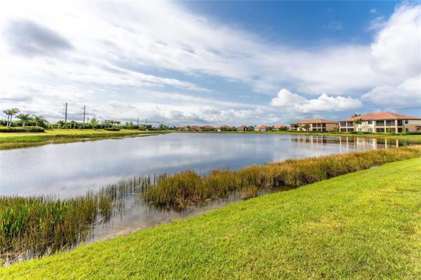 OAK RUN II AT SARASOTA NATIONA