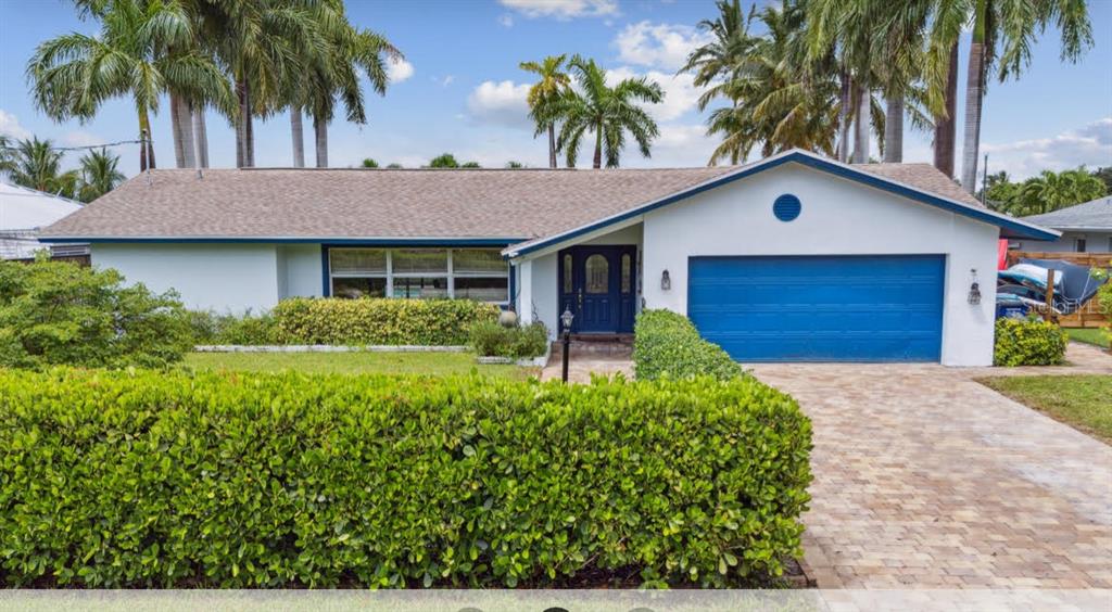 MCGREGOR ISLES - фото