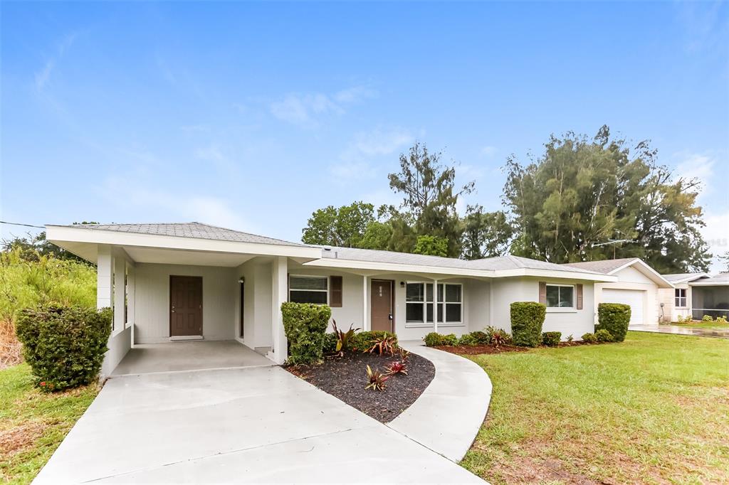 LINCOLN MANOR - фото